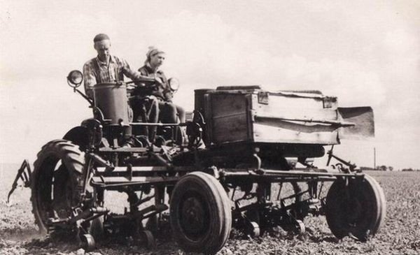 Первый трактор