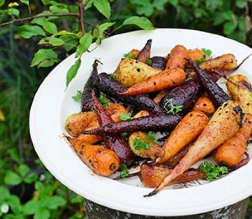 Морковь запеченная в духовке со специями