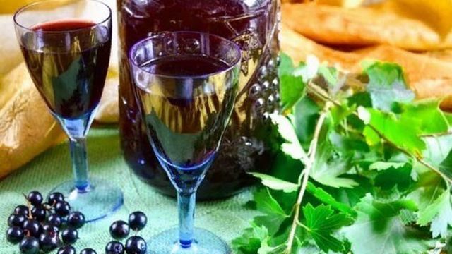 Как сделать наливку из черной смородины — 13 популярных рецептов приготовления витаминного напитка
