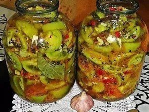 Армянский салат из зеленых помидоров на зиму