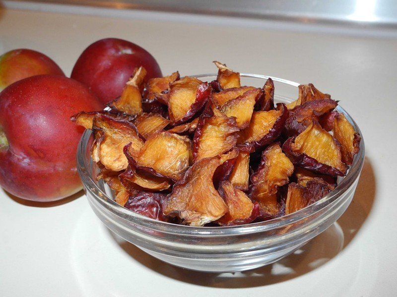 Вкусный компот из сушеных яблок
